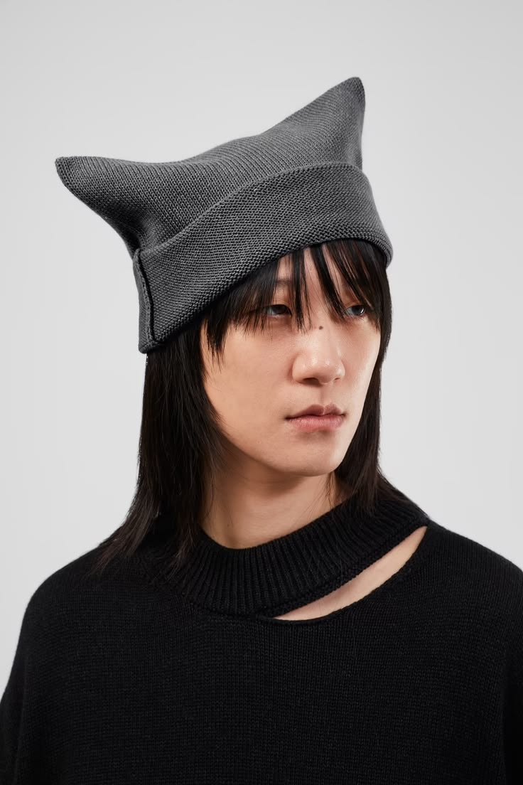 Camper Knit hat AU00015-003 Apparel Women. Official Online S