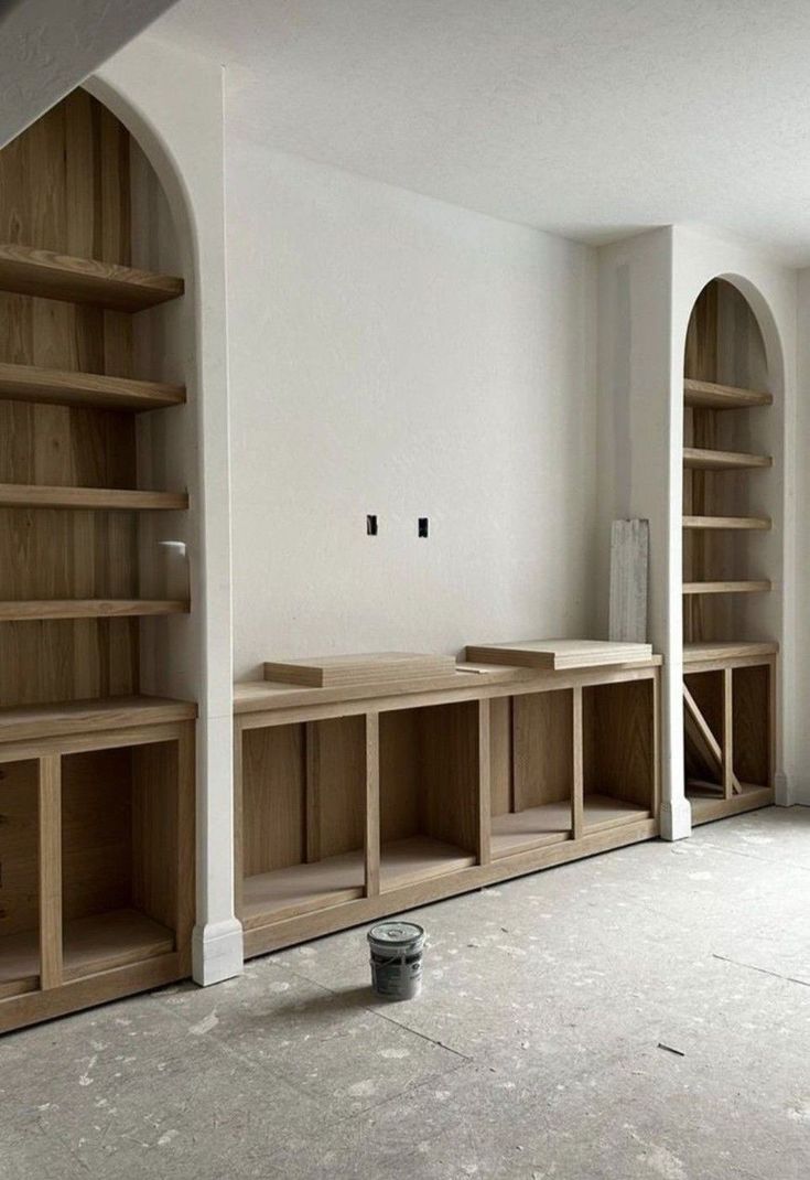 Wanna - Bookshelves in family room   #woodworking #work #sta