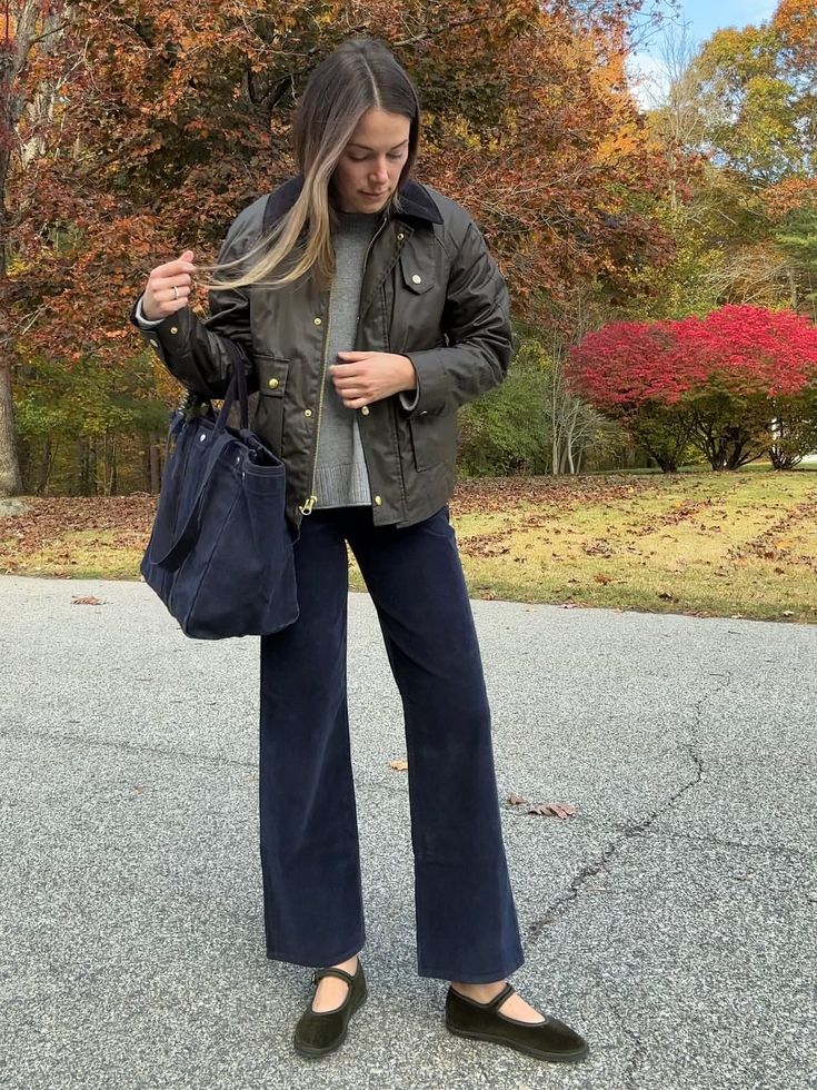 Molly M | Recent outfit roundup— a very Fall color palette🫒🍂