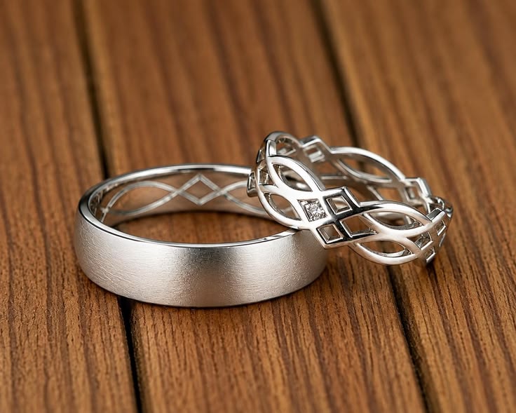 Silver Personalized His and Hers Celtic Wedding Ring Set,Har