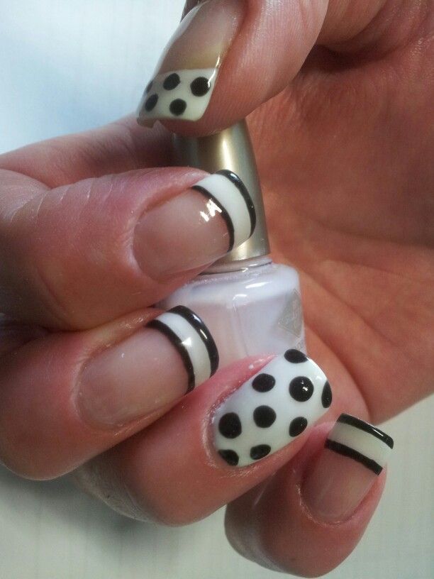 black and white nails