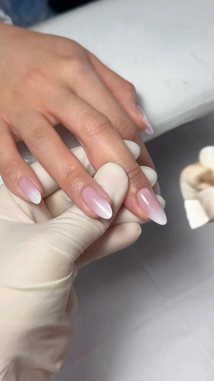 Ombre with cateye nails 🫶🏻  #naildesign #kathyynails #downto