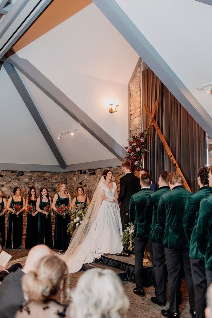 Photo by - Mallory Chrisman Photography
Wedding Photos | Cas
