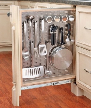 Kitchen storage @Karyn Holinaty Holinaty Holinaty Holinaty H