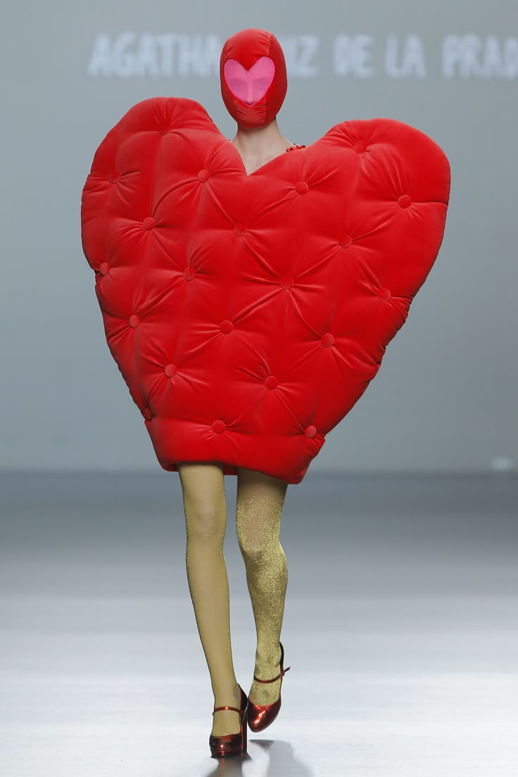 Agatha Ruiz de la Prada. Runway Collect