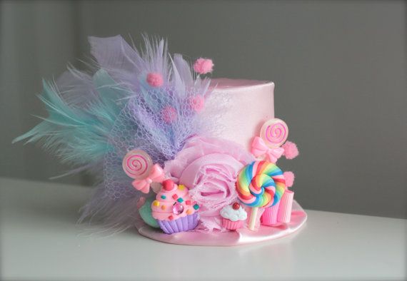 Welcome to Lil Tutu Divas where all items are handmade with 