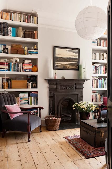 cozy classic living (via Goodbye house, hello home)