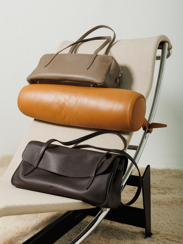 New Arrivals : Willo Flap Bag - Black, Dark Brown, Taupe

신제