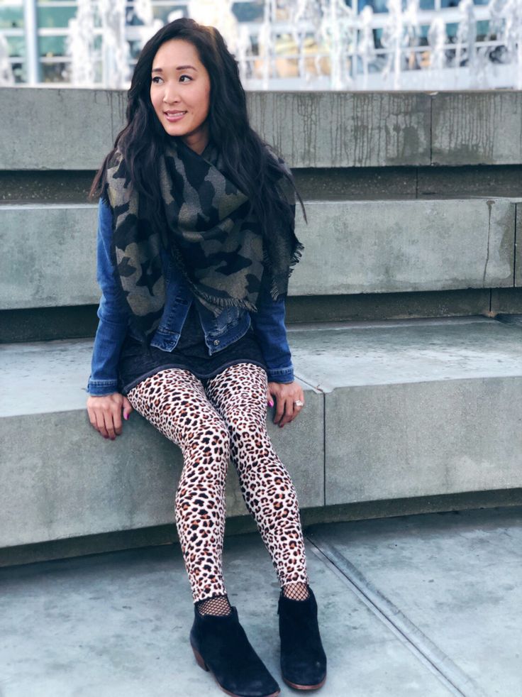 Lularoe Leggings + Vintage T & Kenny || Perfect Cozy Look #l