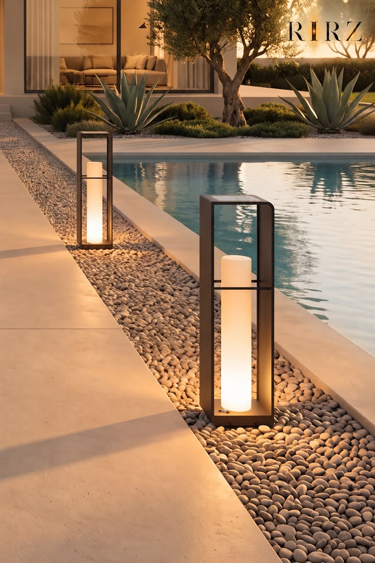 Minimal in form, striking in effect. AXIS brings a soft arch