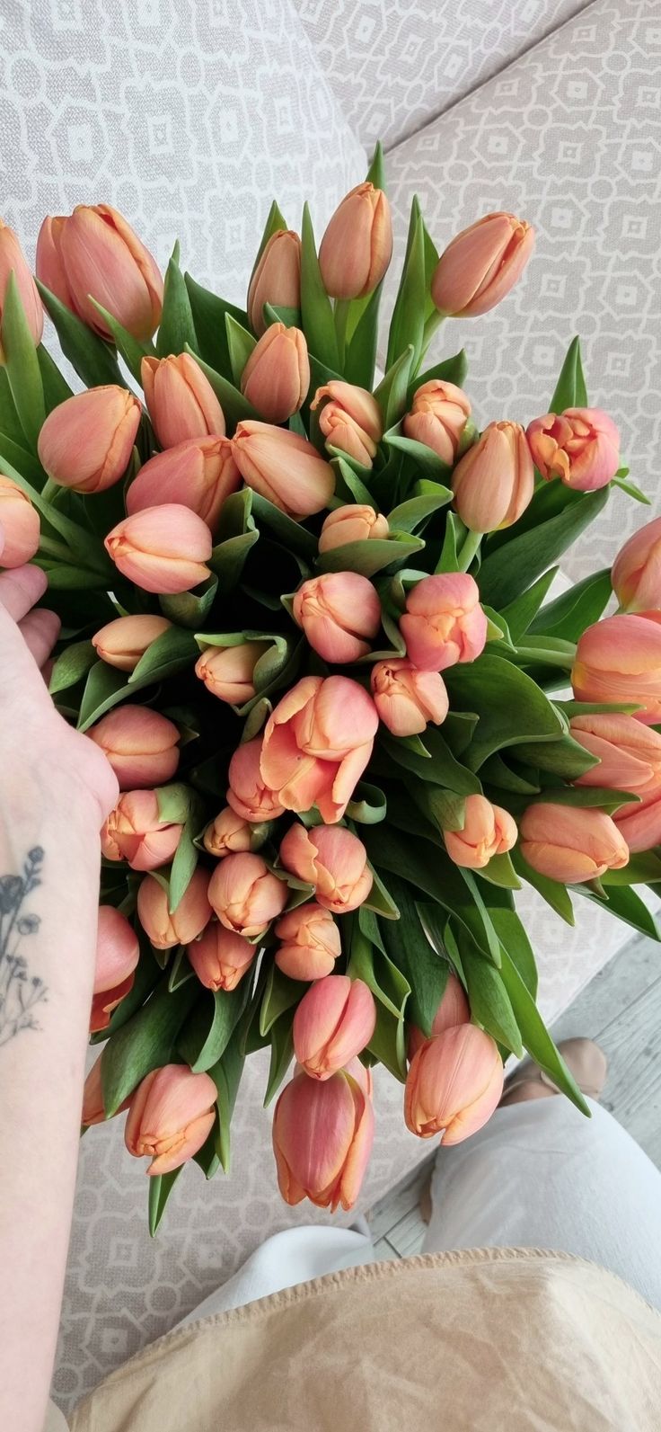 #freshflowers #freshcutflowers #tulips #tulip #orangeflowers