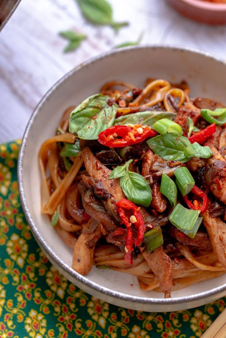 This Thai Drunken Noodles (or Pad Kee Mao) recipe is simple 