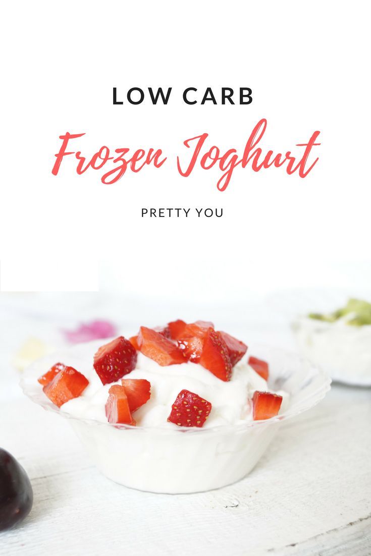 Low Carb Frozen Joghurt mit Früchten. Einfaches, schnelles u
