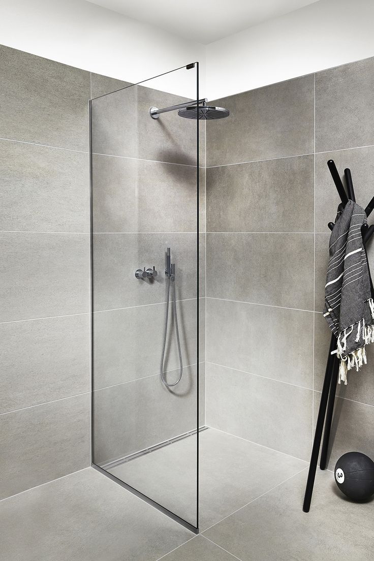 Unidrain GlassLine duschvägg- elegant och säker kvalitetslös