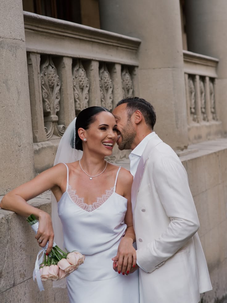 A little piece of a wedding day in Tbilisi 🤍

I love the mom