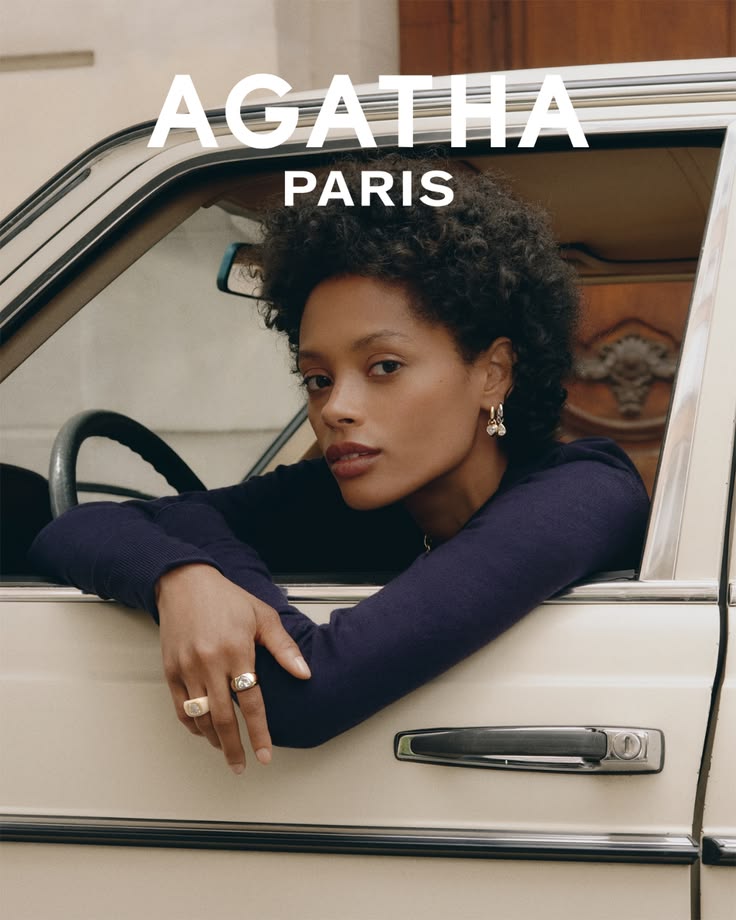 PARISIENNE
Notre nouvelle collection PARISIENNE
Inspirée par