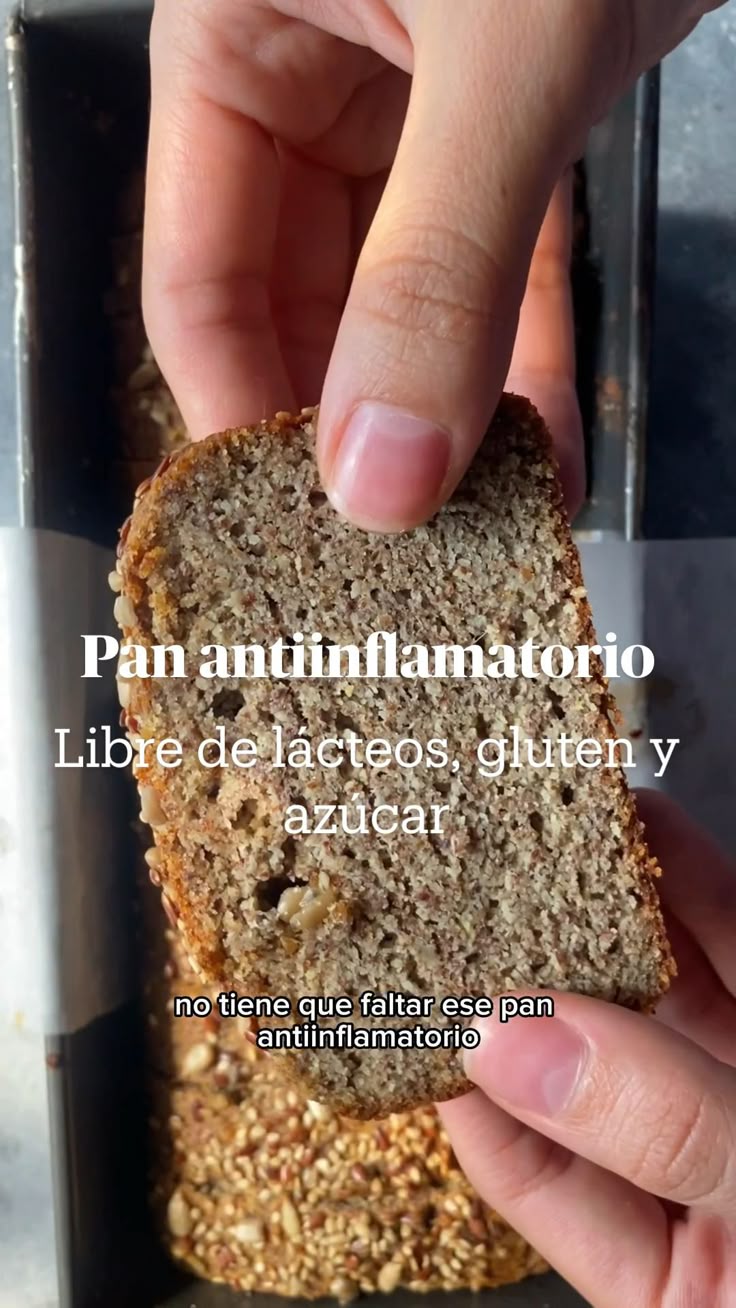 Ingredientes secos:  -1 taza y 1/2 taza de harina de almendr