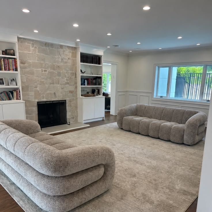 Design in progress.
Sofas and rug by @rae_living , delivered