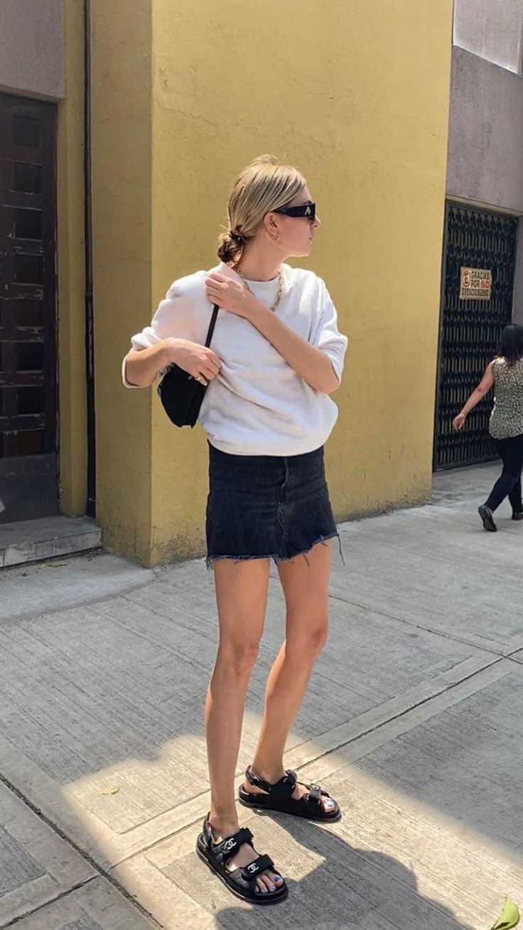 photo via camillecharriere