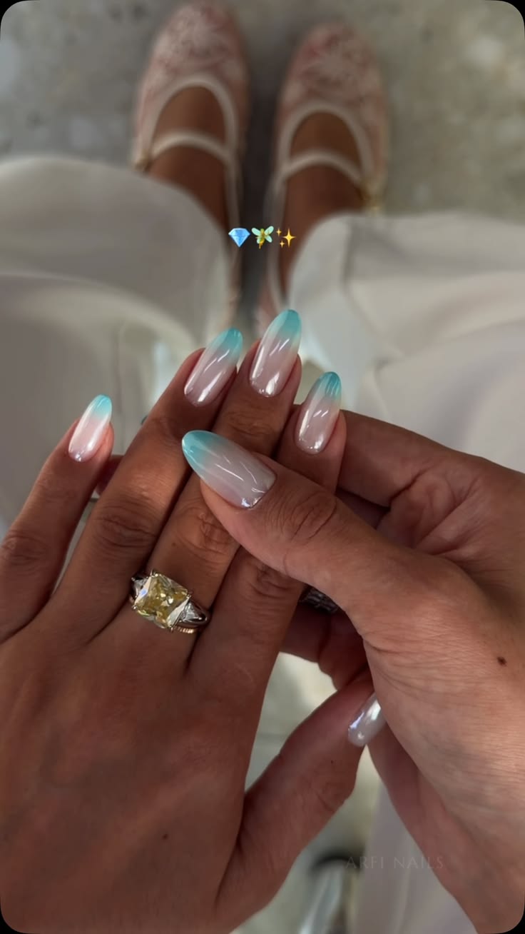 Shiny Tiffany tips 🛥️🩵💍✨ by Malika   Refill long (340aed) + 