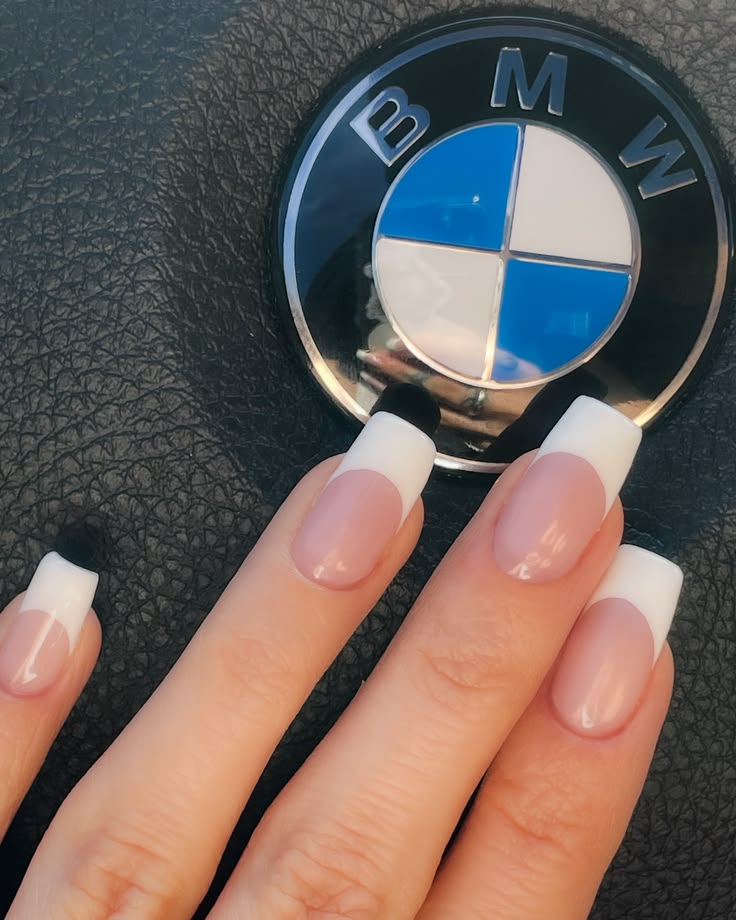 #classicfreshnails #latinafrenchnails #frenchnails #squarefr