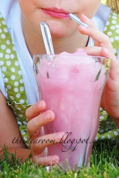 Frozen Lemonade Recipe via Amy Huntley (The Idea Room)