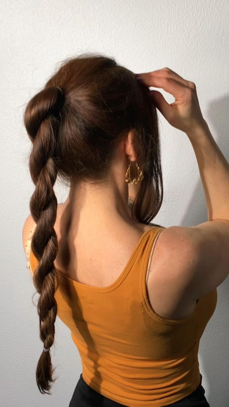 pretty hairstyle for long hair 🥰