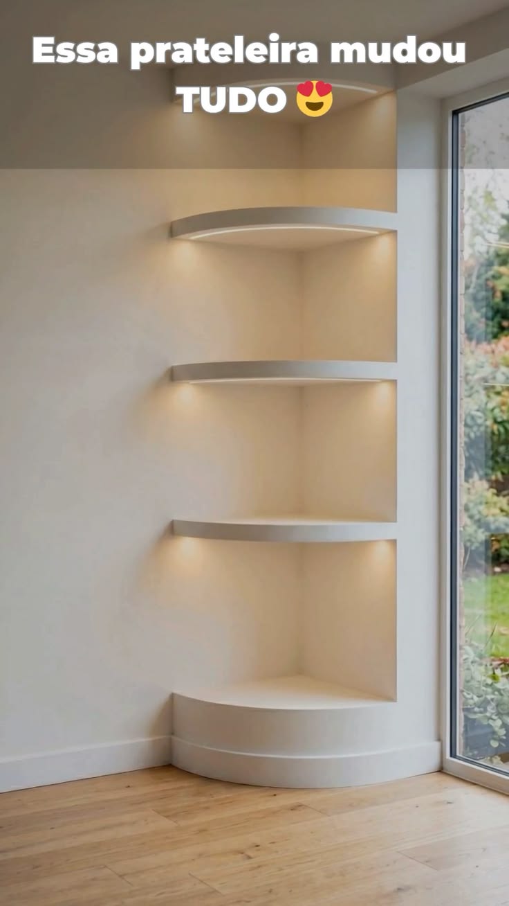 Veja como uma simples prateleira de canto com iluminação LED