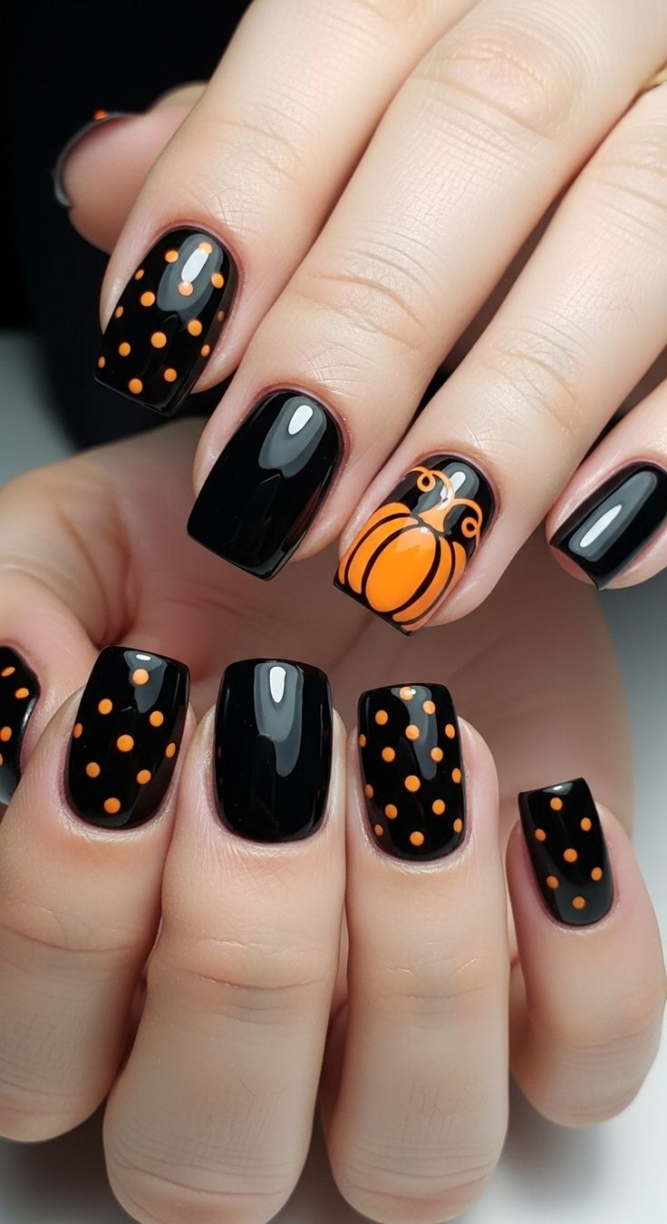 Click to find your favorite Halloween nail art designs
