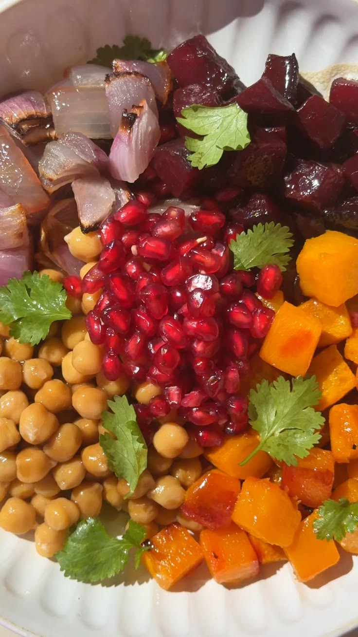 🍽️ Ingredientes:

- 300 g de calabaza
- 2 remolachas
- 1 ceb