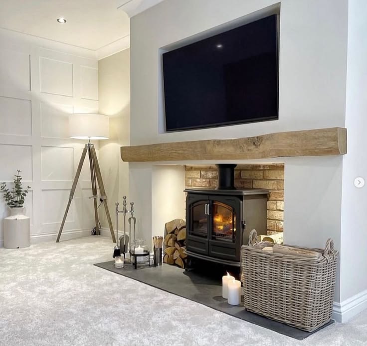Expert traditional craftsmanship and natural materials combi