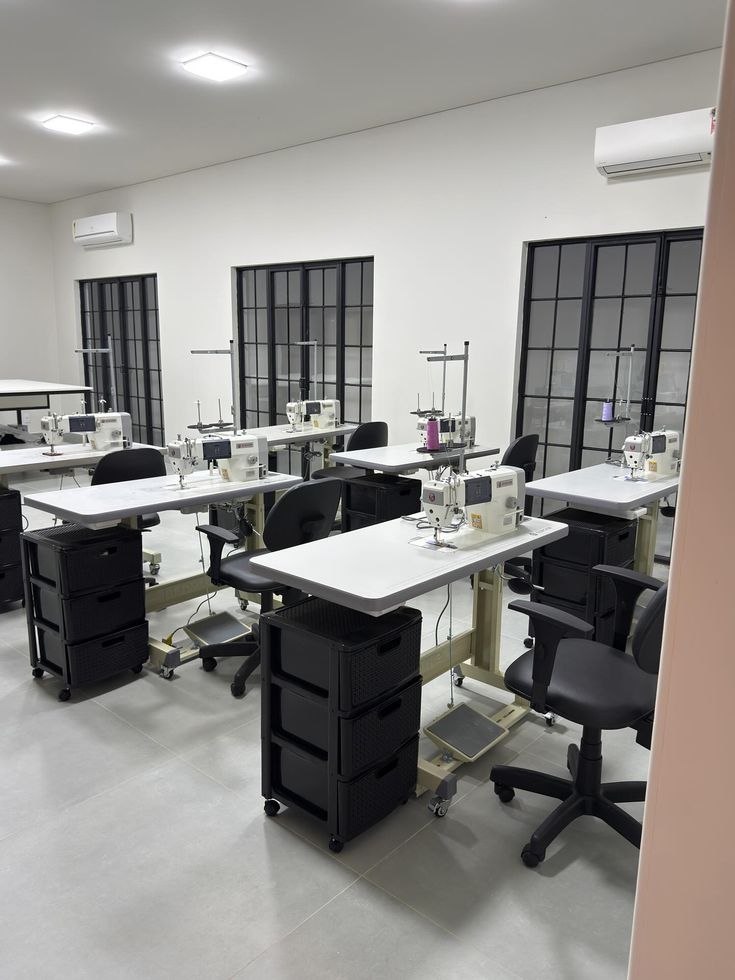 Mais do que um local de trabalho, a sala de produção é o cor