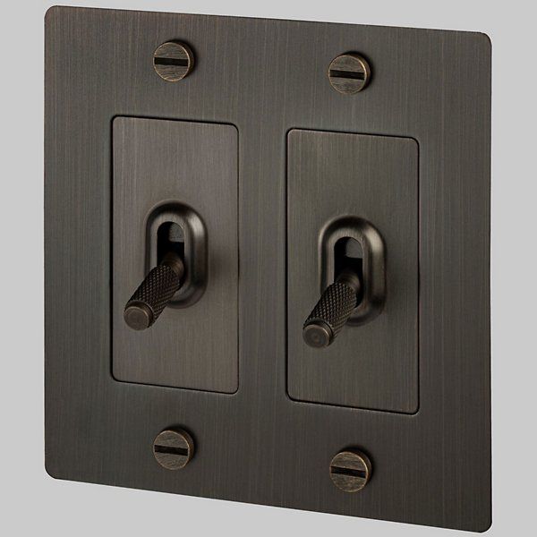 Adjust your lights with the Toggle Switch from Buster + Punc