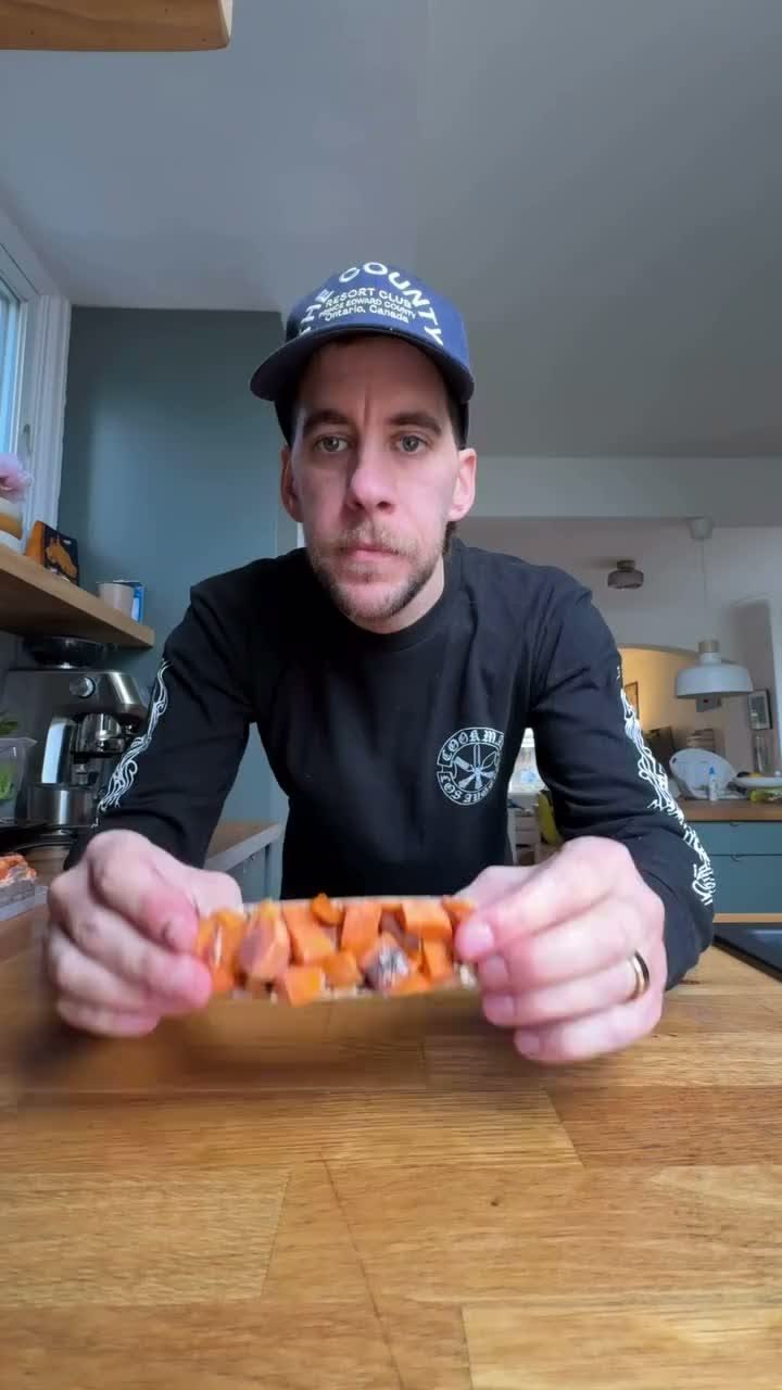 Black Bean Sweet Potato Burritos - Vegan Delight

Learn more