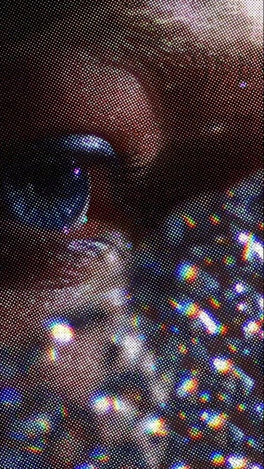Halftoned Kisses, testing the new set-up 🙂‍↕️