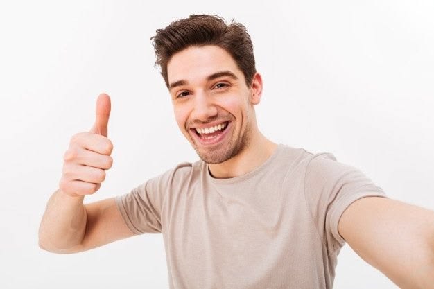 | Using Simplified AI Thumbnail Maker that resonate with you