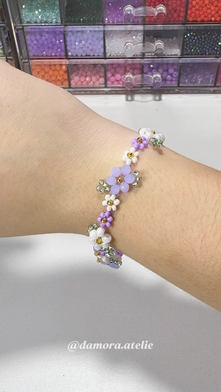 Uma delicadeza saindo por aqui! 💜🌸

🛒 Peças disponíveis sob 
