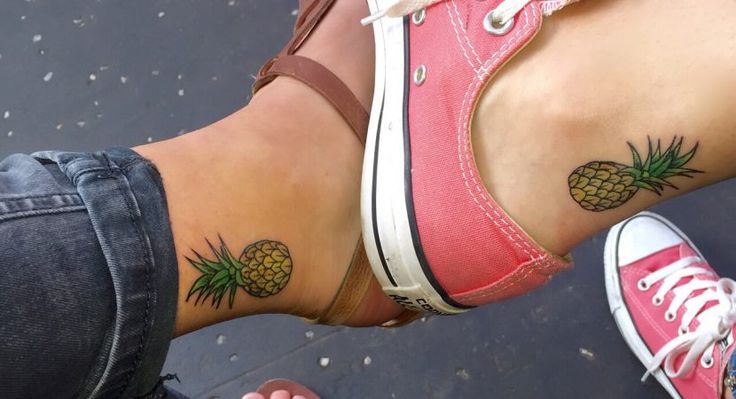 Los mejores tatuajes para amigas http://blgs.co/Y2o36C