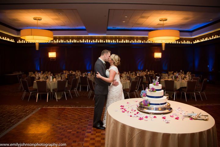 Leading modern receptions and modern weddings in downtown Mi