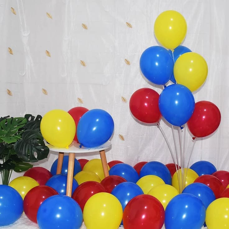 *3 colors 100 Pcs blue 100 Pcs red 100 Pcs yellow 5 inch bal