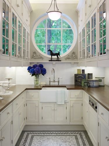 adore the round window