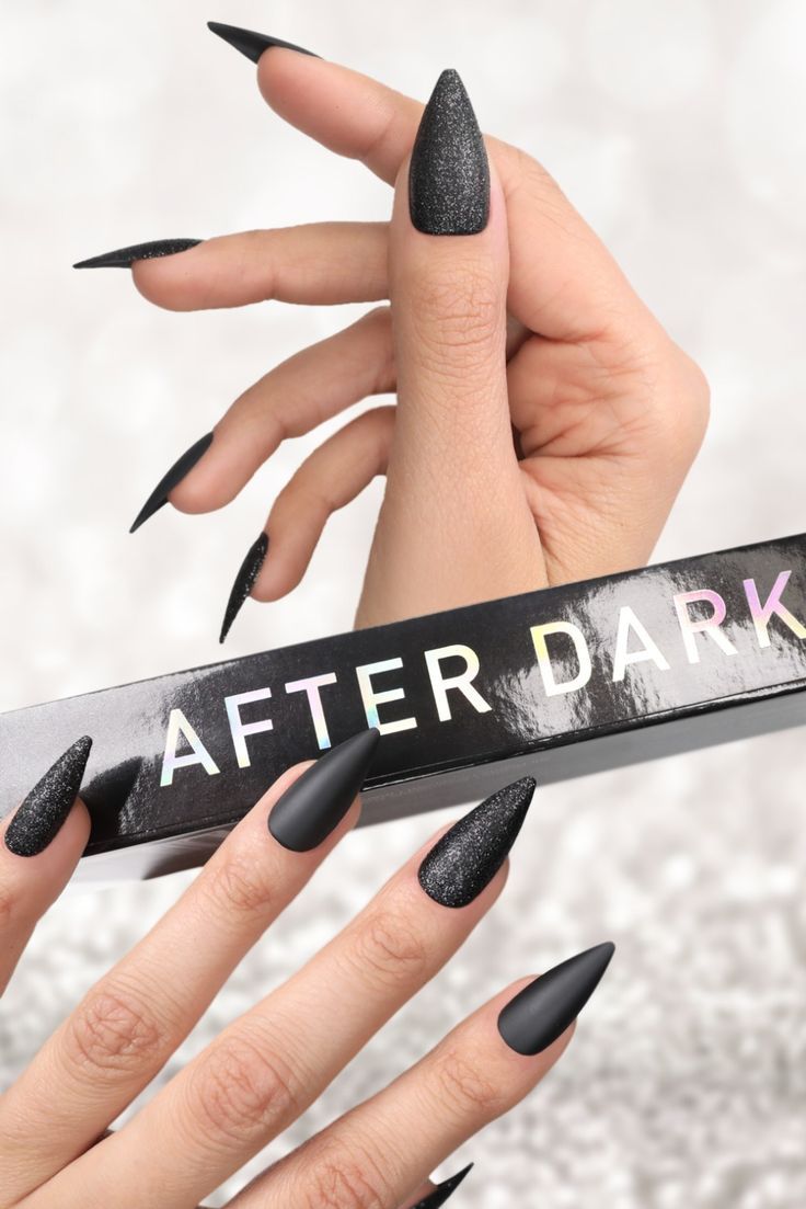 Looking for a statement mani? This ultra-sleek matte x glitt