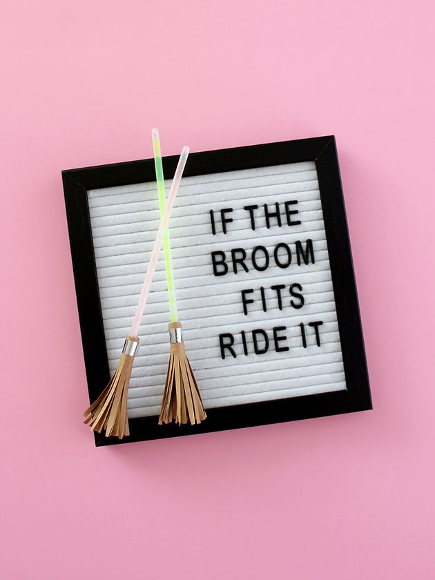 DIY WITCH'S BROOM GLOW STICK