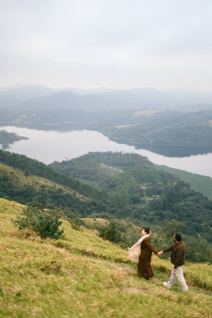 Pré wedding no campo perto de São Paulo: Morro do Capuava