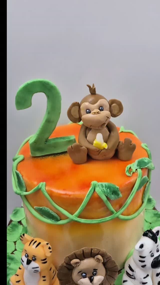 Jungle cake #cakedecorating #cakeart #cakeart #customcakes
