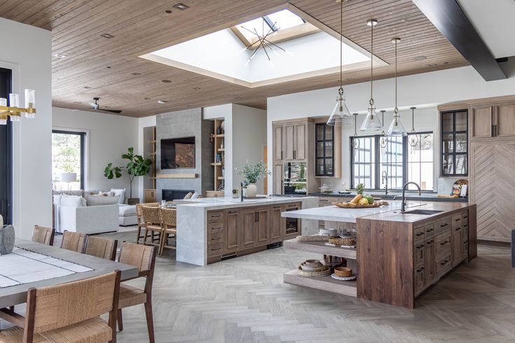 Your new kitchen inspiration from @saltdesigncabinetry. Book