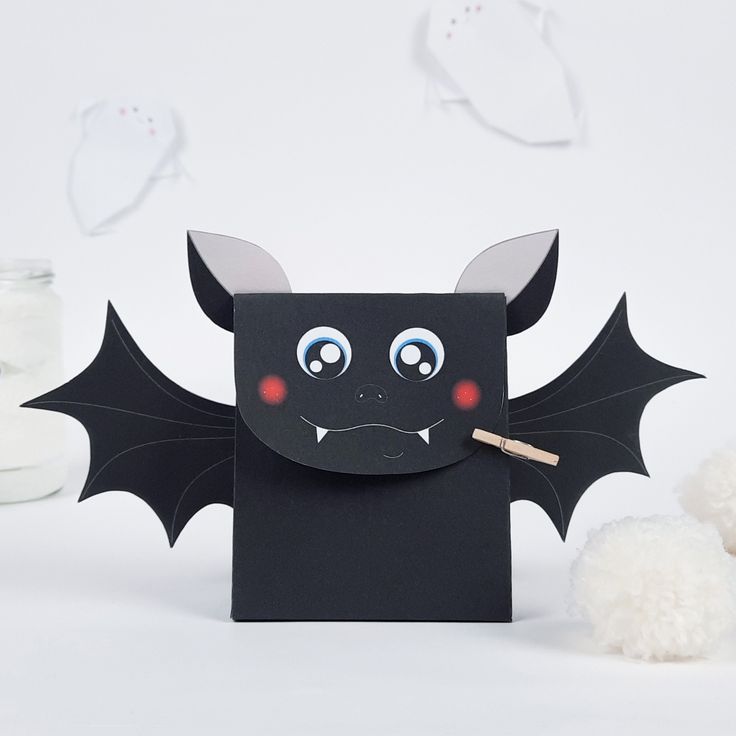 Bat gift box printable, Favor box Halloween, template to ass