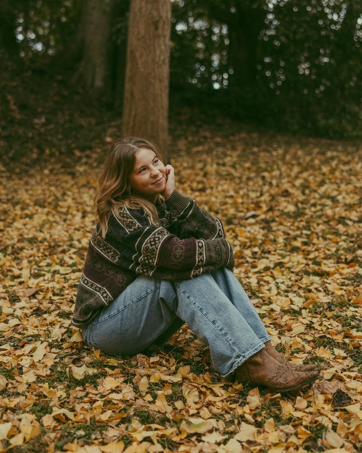 The most fun senior session!!🍁🍂✨  #virginiaphotographer #sen