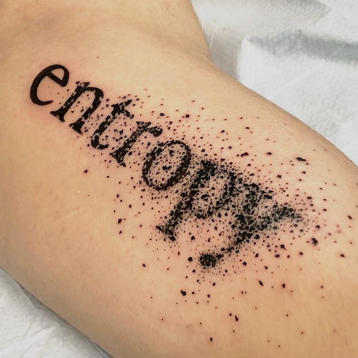 24 Unusual Tattoos That Are Putting a New Spin on the Art Fo