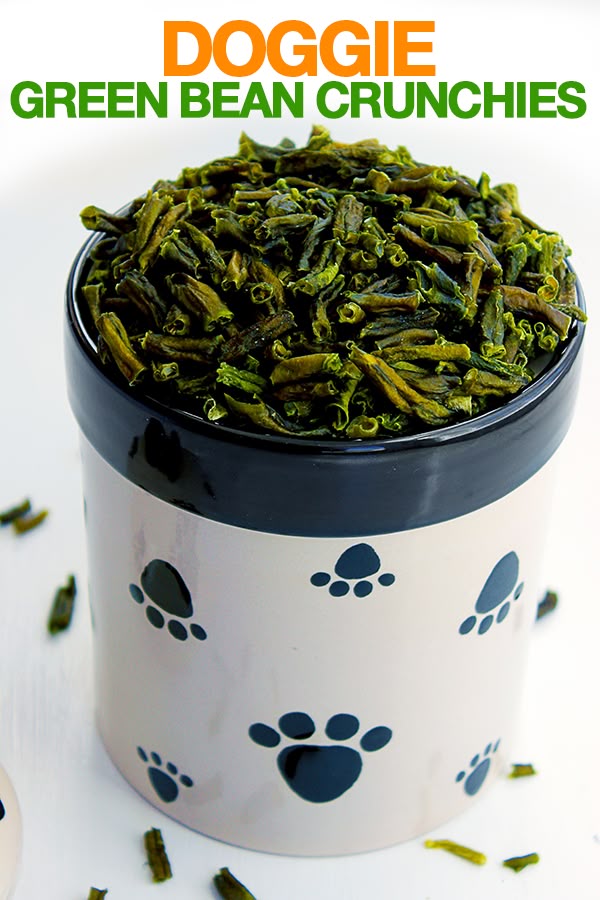 Doggie Green Bean Crunchies are Healthy Dog Treats made with